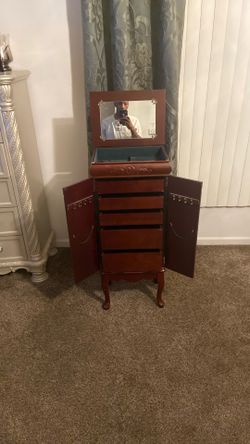 Jewelry Chest