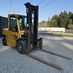 YALE GDP120 Forklift Diesel Lift Capacity 11k Enclosed Cab 6ft forks
