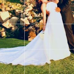 Beautiful Wedding Dress Size 8 $150 