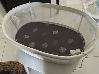 4moms Mamaroo Sleep Bassinet
