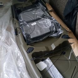 Brooklyn 11.5 Pro Single Kayak (Green & Black Edition)