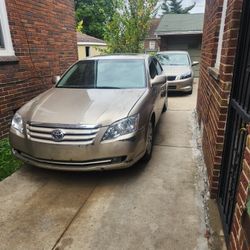 2005 Toyota Avalon