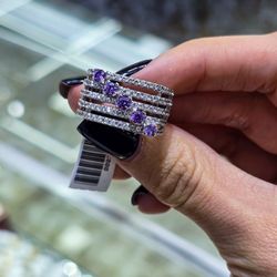  Iced Out Luxurious Ring 💍 