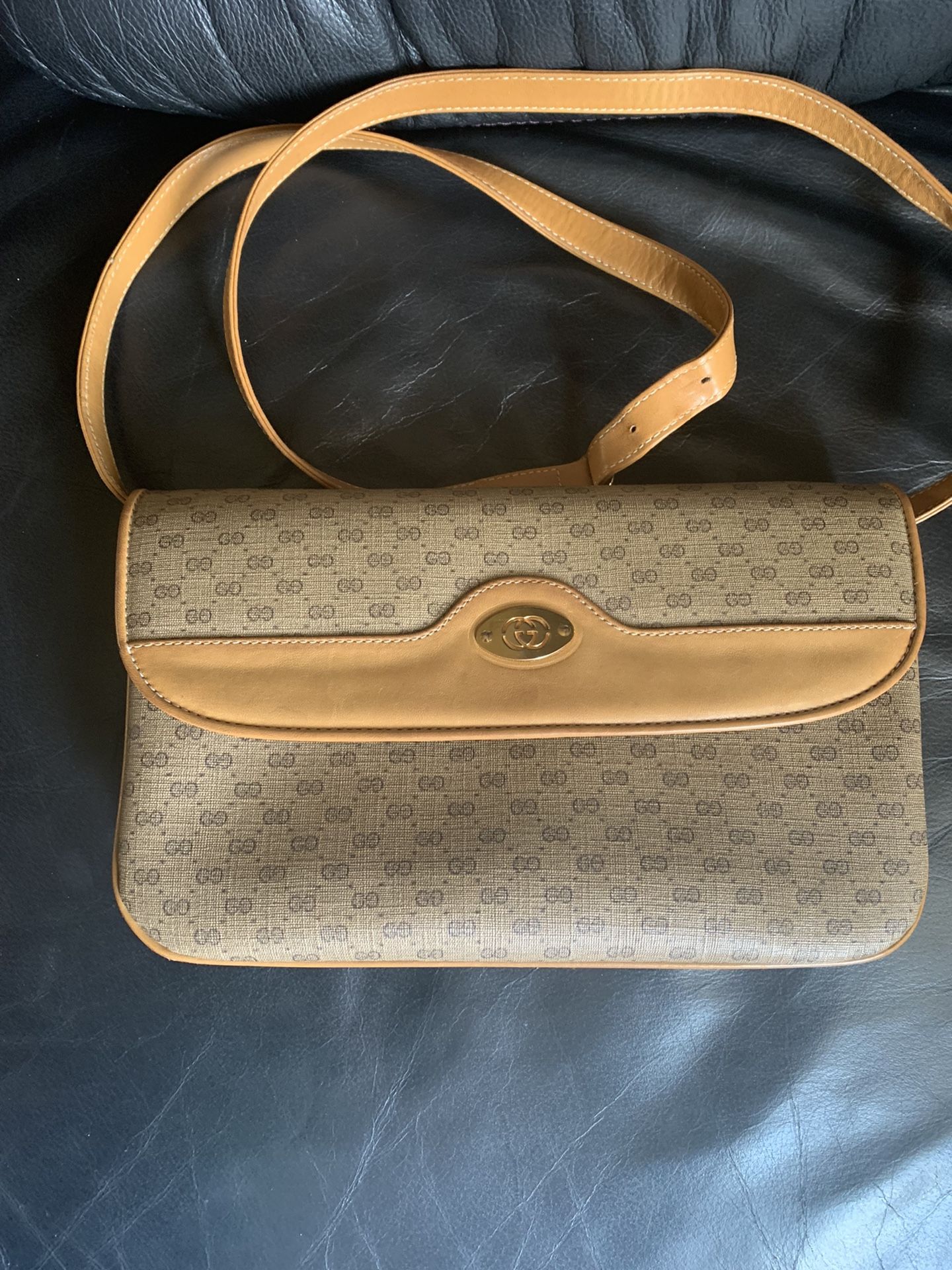 Gucci Authentic bag