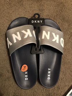 Women’s new slippers Dkny size 9 1/2