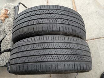235/45/19 KUMHO MAJESTY SOLUS TA91 75% TREAD DOT 21/24 SET OF 2 MATCHING HIGH PERFORMANCE TIRES EXCELLENT CONDITION