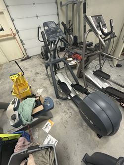 Precor Efx556i Elliptical 