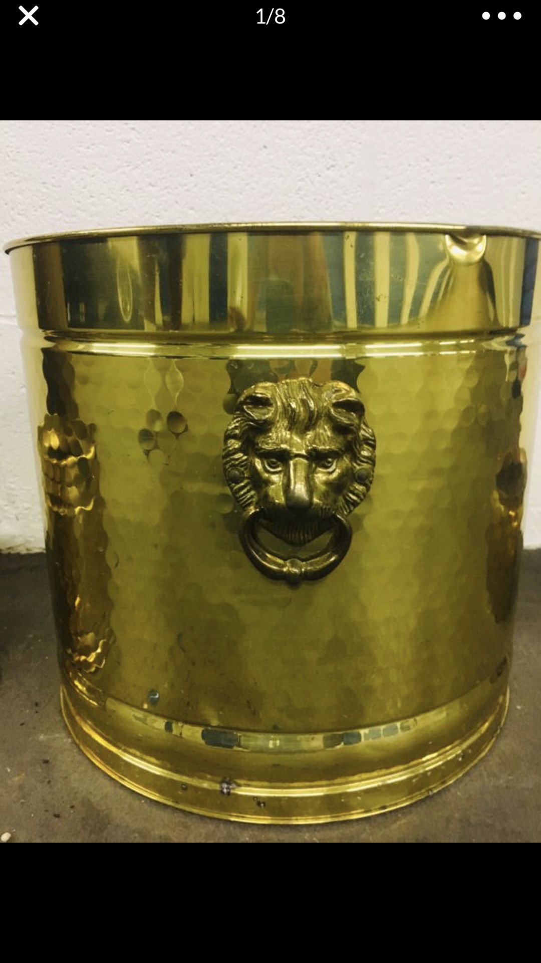 Lion ring gold tin can