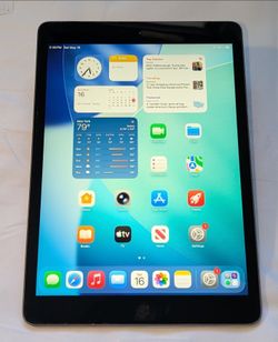 Nice APPLE iPad 8 10.2 inch 128GB WIFI PLUS 4G CELLULAR UNLOCKED iOS26