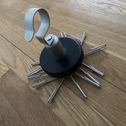 Spinning Tie or belt hanger