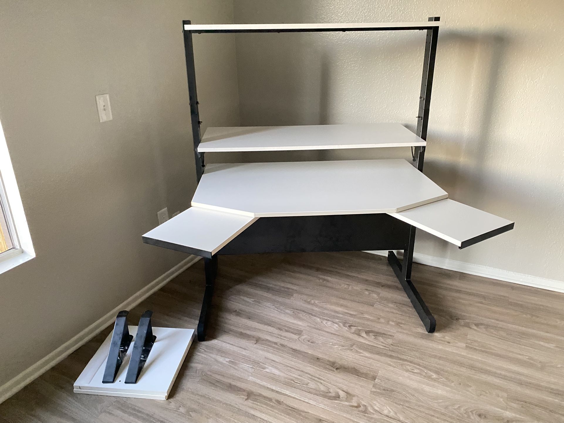 IKEA Jerker Desk for Sale in Riverside, CA OfferUp