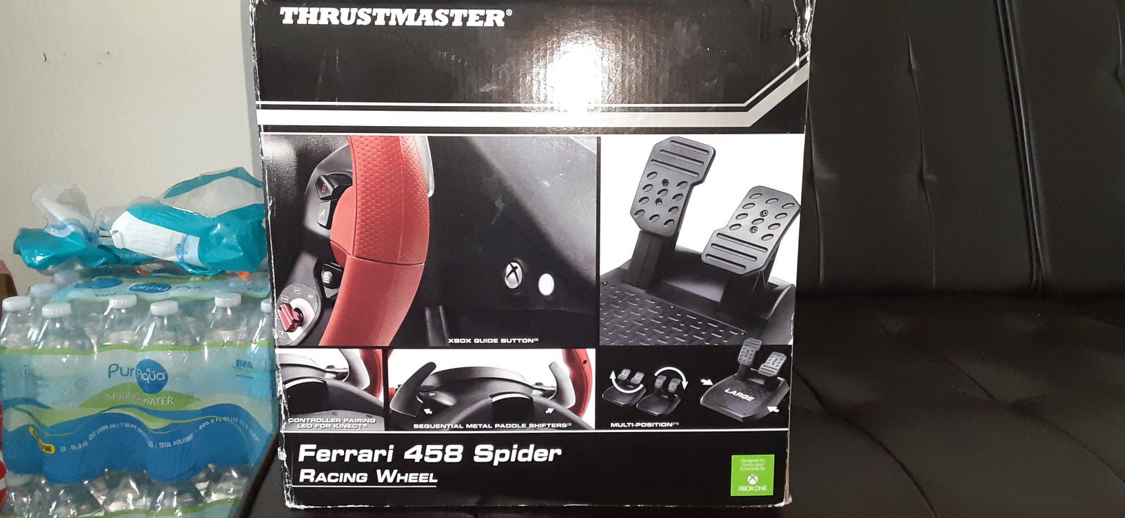 Xbox one thrustmaster Ferrari 458 spider racing wheel