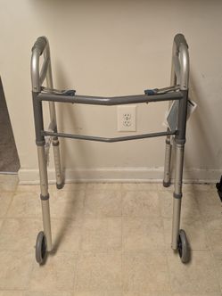 Roscoe Two Button Walker