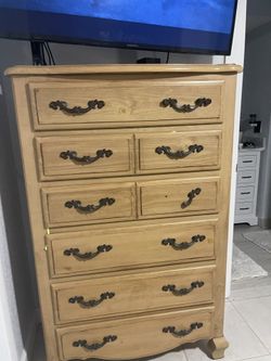 Room Togo Beds Set  Good Condition Queen Bed No Mattress 