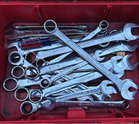 HUSKY Standard & Ratcheting Wrenches