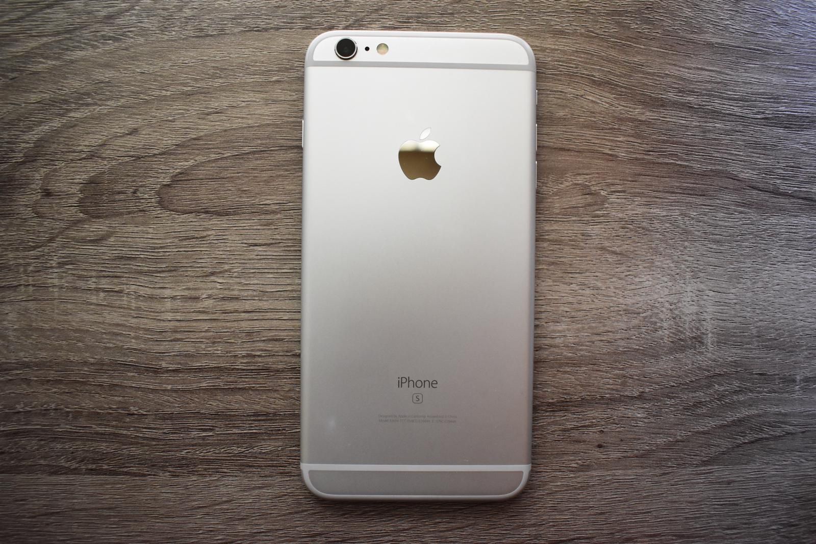 Apple iPhone 6s Plus 32 GB Unlocked