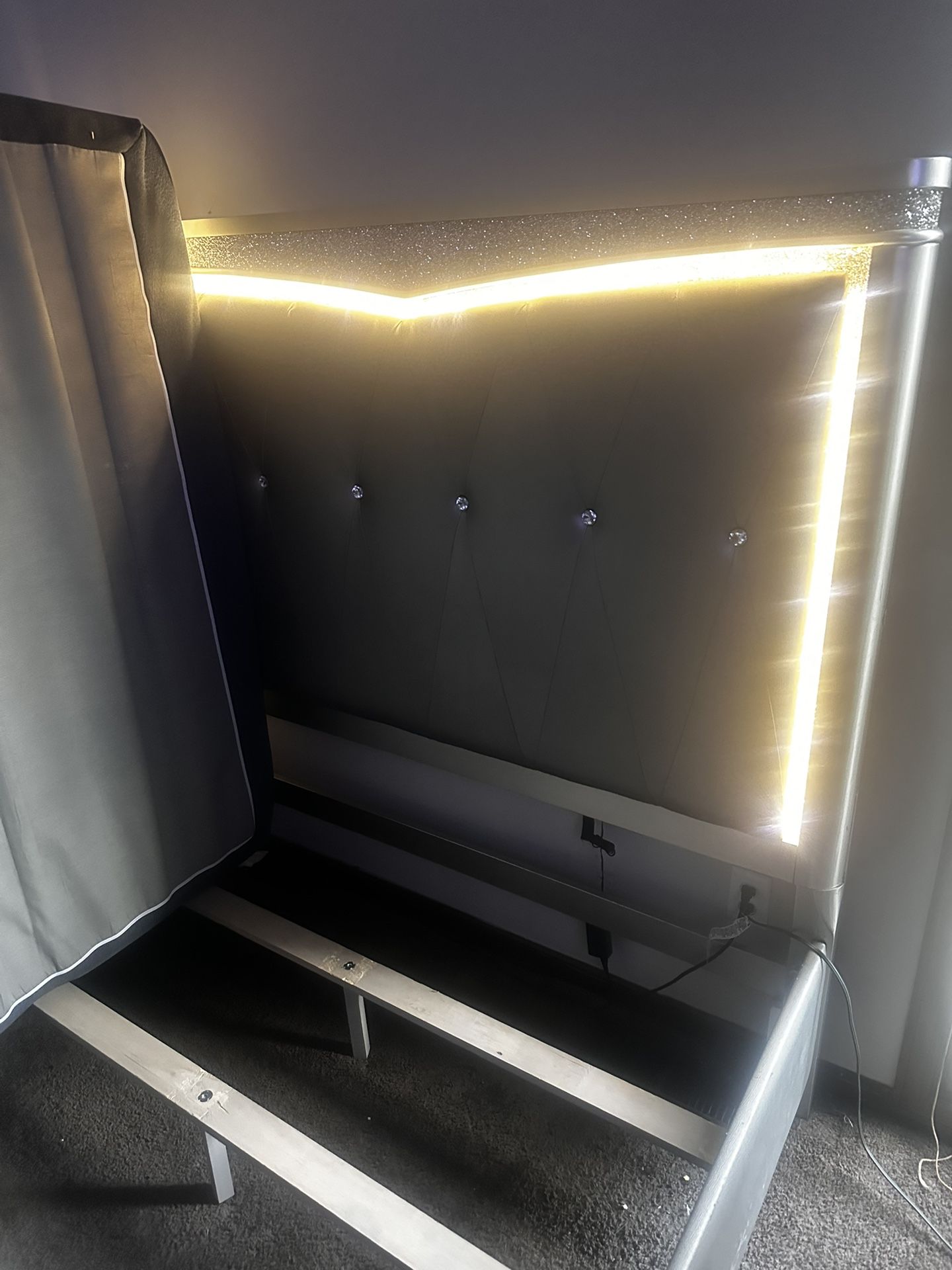 Queen Size Headboard