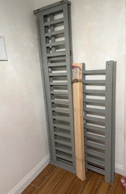 Full size floor bed frame