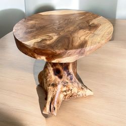 Charming Teakroot Stool/end/side Table 