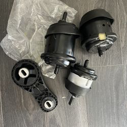 Chevy Traverse/Gmc Acadia 4pcs Motor Mounts