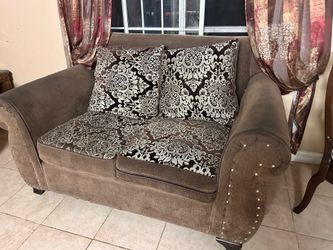 Free couches
