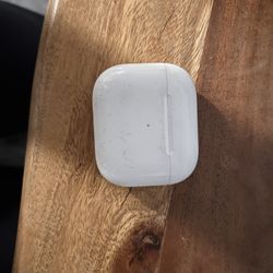 AirPod 4