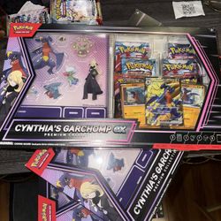 Cynthias Garchomp ex Premium Collection Box (3)