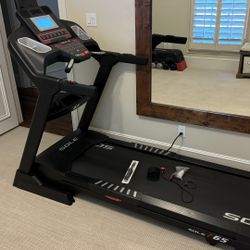 NEWer SOLE F65 Treadmill - Low Use