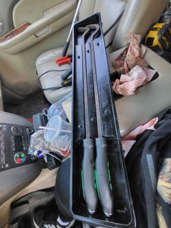 2  30" Matco Tools PBGMRH30 AND PBGDB30  Striking  Pry Bars