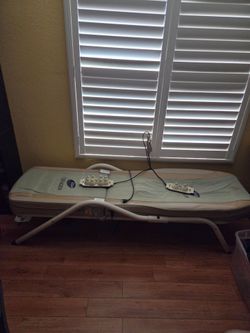 CERAGEM THERAPY BED