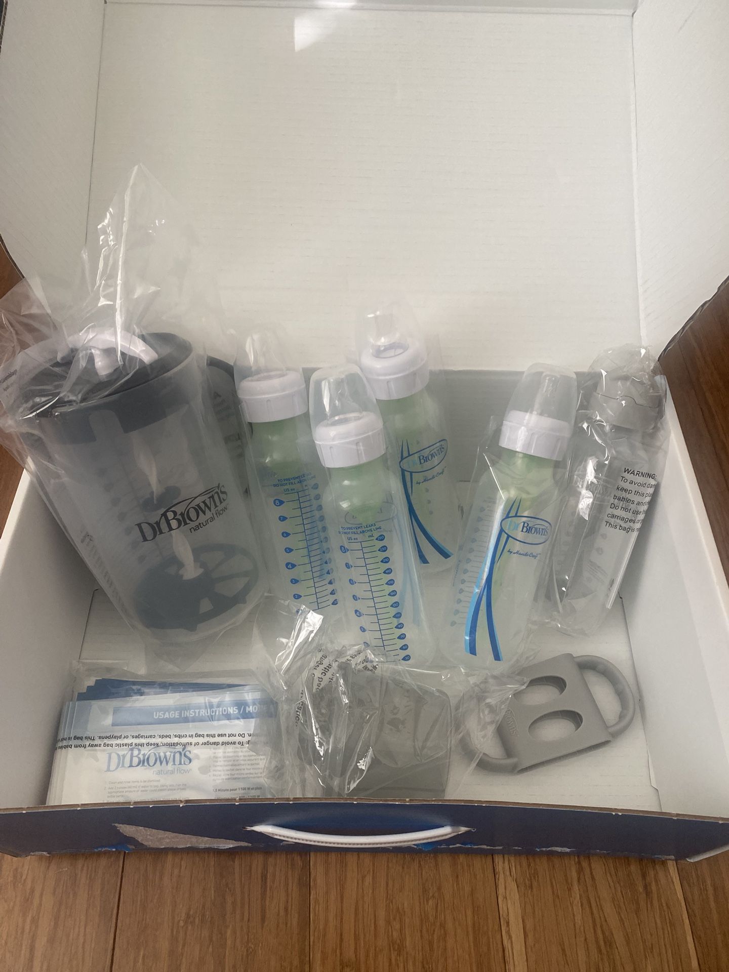 BRAND NEW Dr. Browns Baby Bottle Set