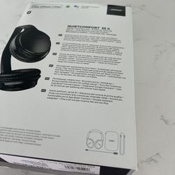 Bose Noise Canceling Headphones In Very Good Condition 
