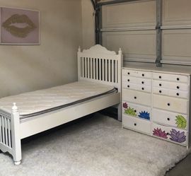 🌻Beautiful Twin Size Bedroom Set 🌻🌟🌟🚚