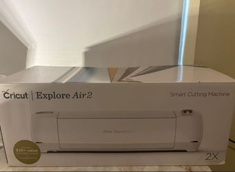 Cricut Explore Air 2 (Brand New)