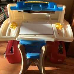 Children’s Desk With Storage
