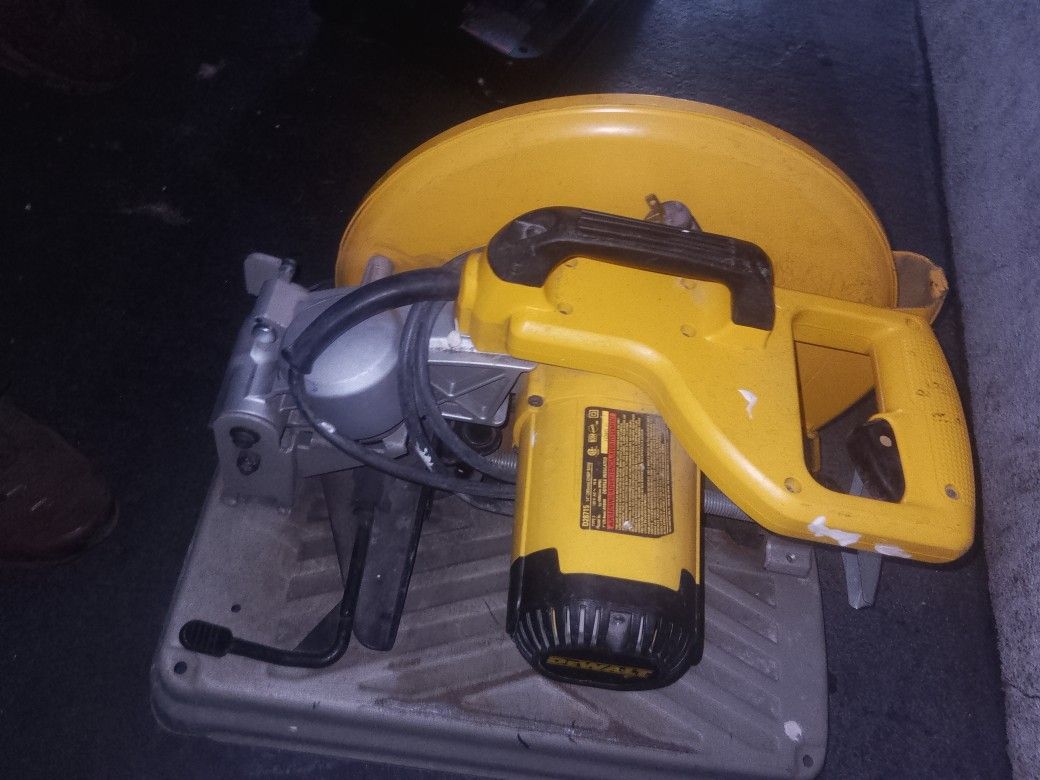 Great Opportunity Moving Out And Items Got To Go