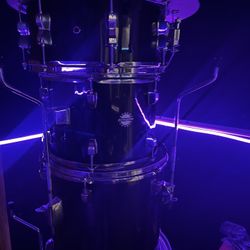 Ludwig Five Piece Drum Set 