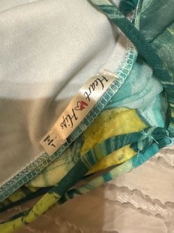 Top size large