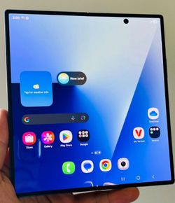 Galaxy Z fold8 brand new