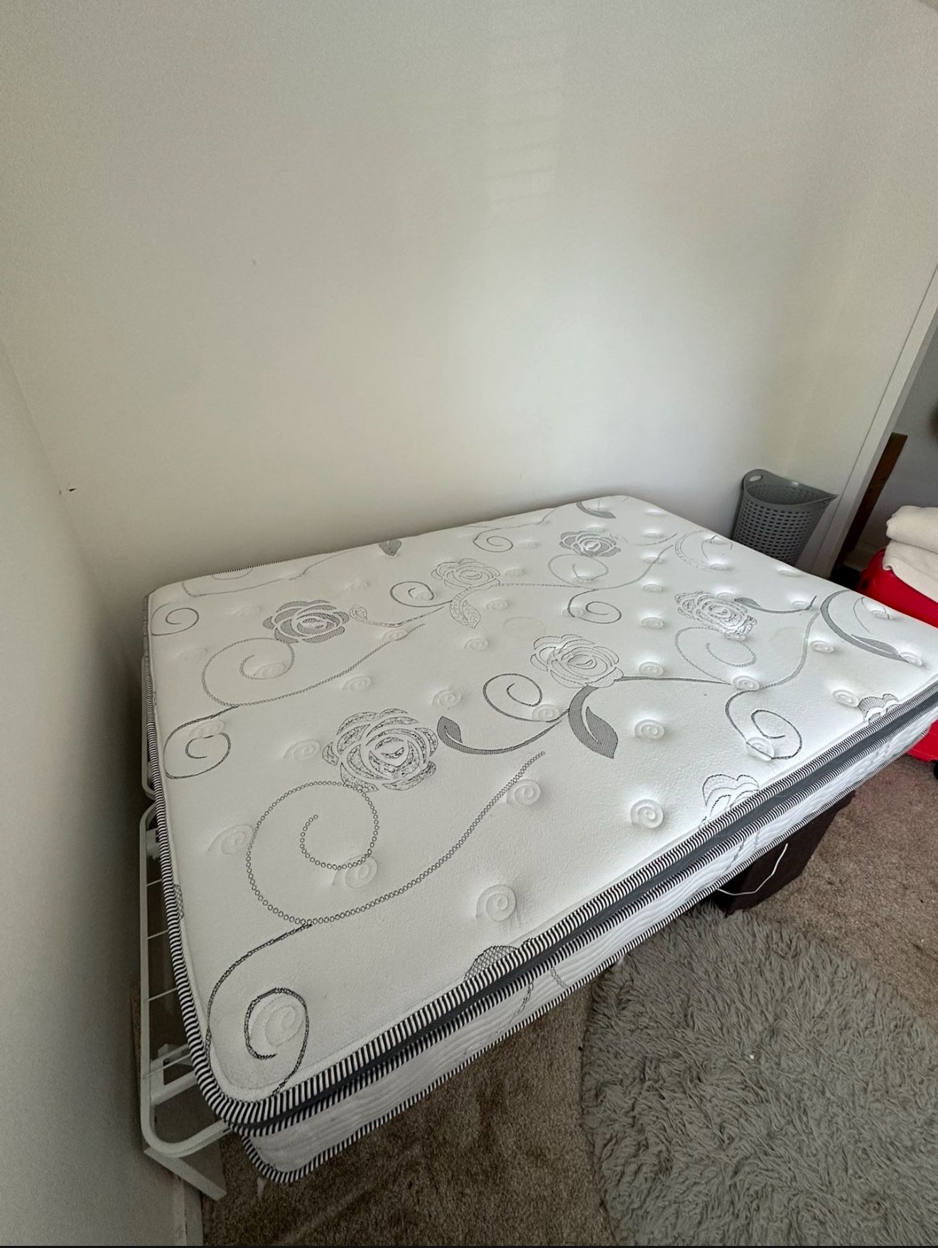 Mattress Bed With Metal Bed Frame