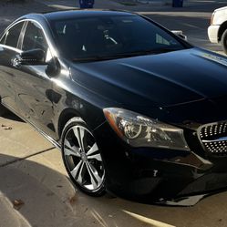 2015 Mercedes-Benz CLA