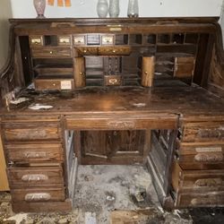 Antique Roll Top Desk winners only 