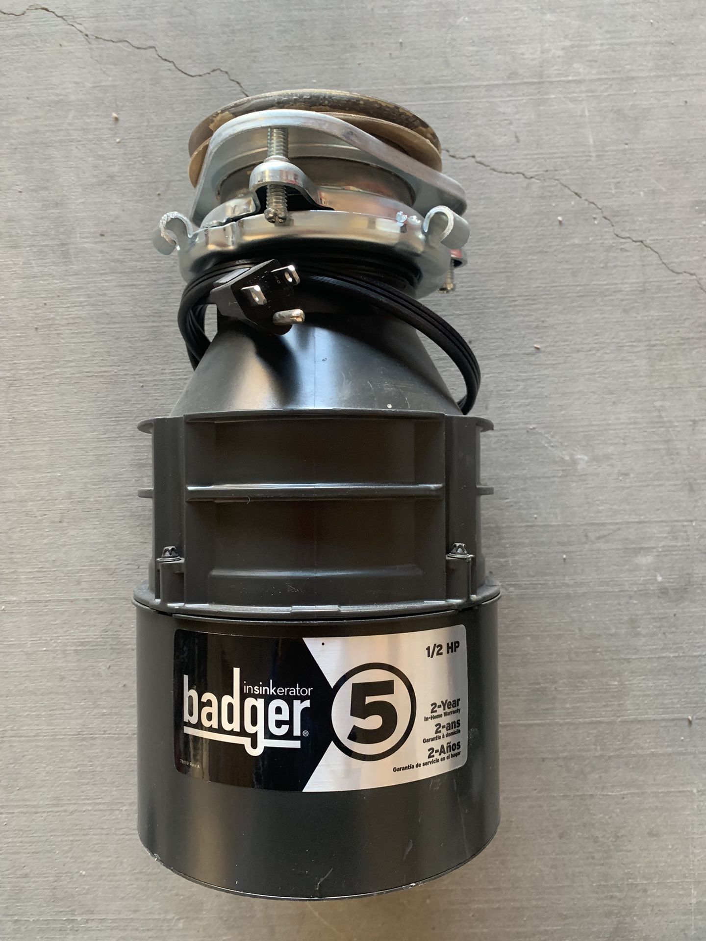2 garbage disposals Badger 5 model 587a 60 for both for Sale in Las