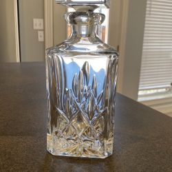 Premium Glass Whiskey Decanter