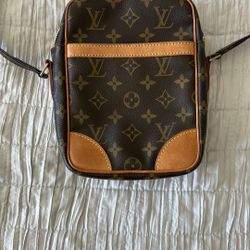 Louis Vuitton Cross Body Bag