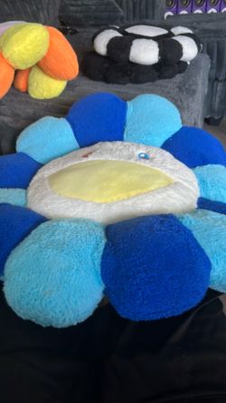 takashi murakami pillow