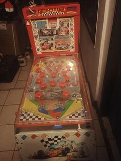 Electric pinball machine Race O Rama