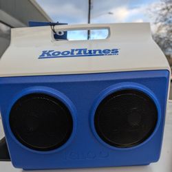 New - Igloo Kool Tunes Bluetooth Speaker Cooler - Holds 26 Cans 