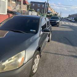 2004 Honda Accord 