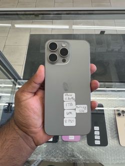 iPhone 15 Pro Max | 1TB | Factory Unlocked